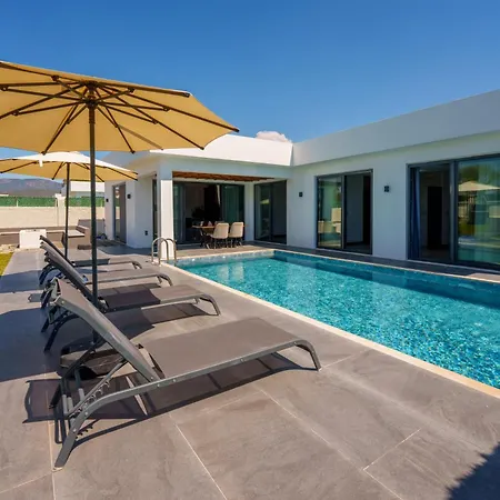 Delux Villa *